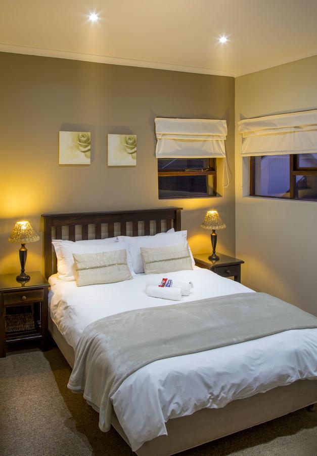 Lalapanzi Guest Lodge Port Elizabeth Extérieur photo