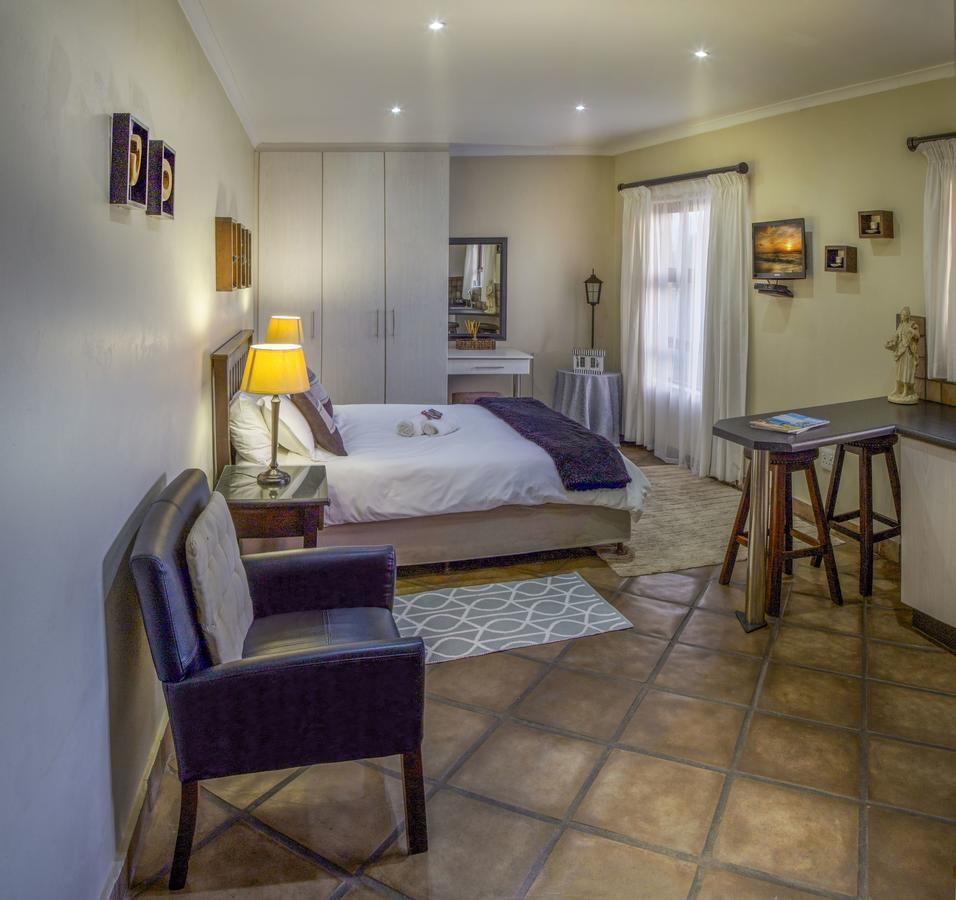 Lalapanzi Guest Lodge Port Elizabeth Extérieur photo
