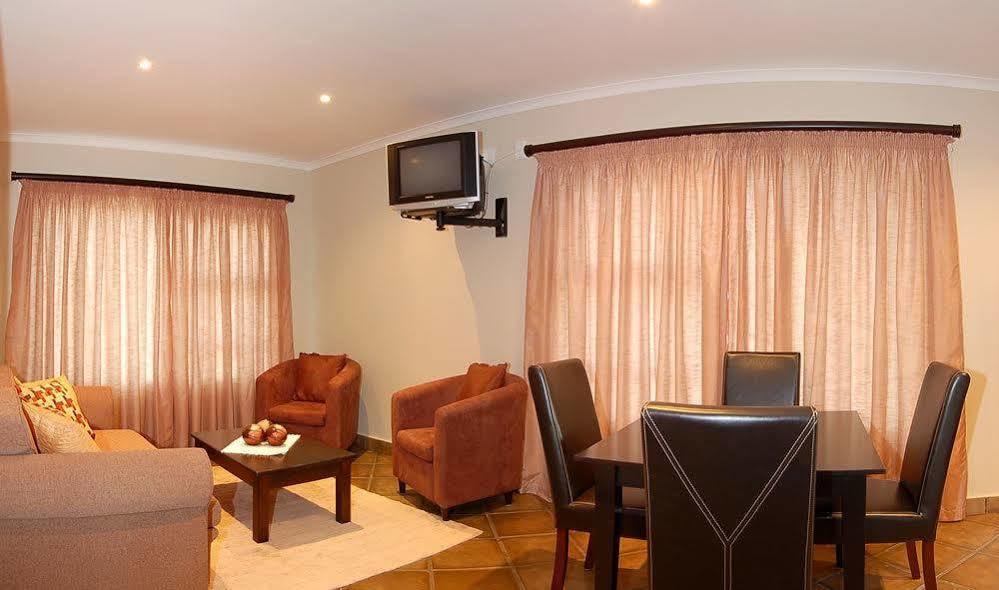 Lalapanzi Guest Lodge Port Elizabeth Extérieur photo