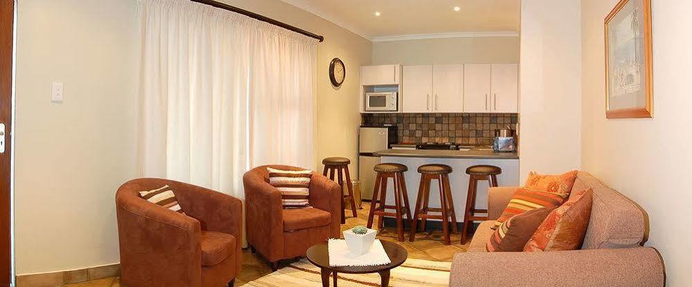 Lalapanzi Guest Lodge Port Elizabeth Extérieur photo