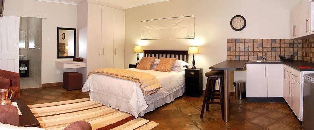 Lalapanzi Guest Lodge Port Elizabeth Extérieur photo