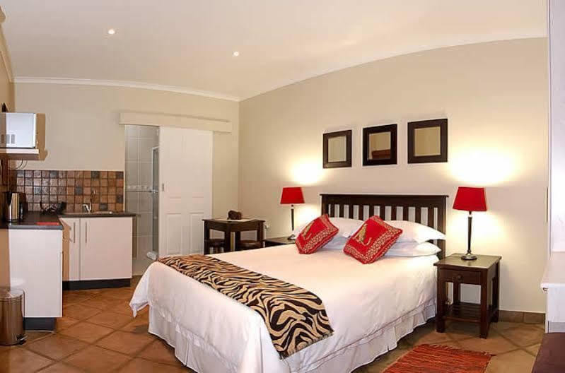 Lalapanzi Guest Lodge Port Elizabeth Extérieur photo
