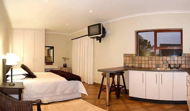 Lalapanzi Guest Lodge Port Elizabeth Extérieur photo