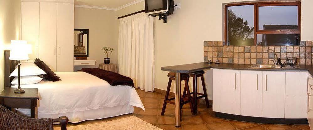 Lalapanzi Guest Lodge Port Elizabeth Extérieur photo